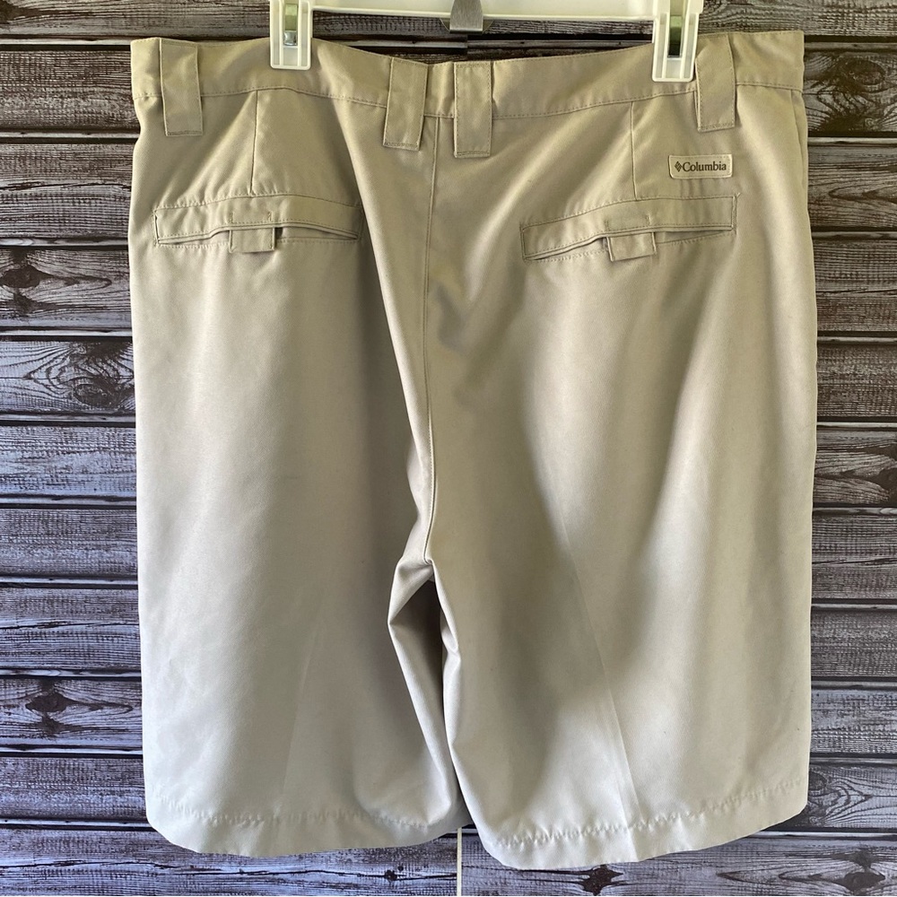 Men's Columbia Omni-Shield Shorts Size 38 - Picture 2 of 8